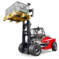 Погрузчик "Linde HT160" с 3 паллетами и 3 клетками